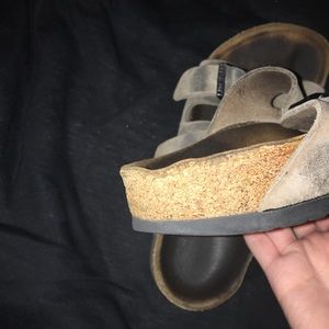 Birkenstock Shoes - Tan Birkenstock Arizona sandals Birkenstock Shoes - Tan Birkenstock Arizona sandals